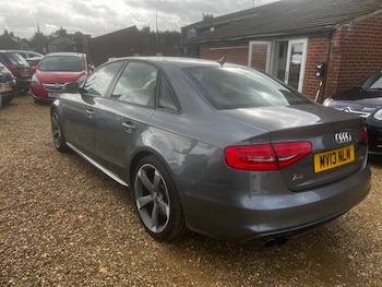 Used Audi A4 2013 for sale - 76391435: Photo