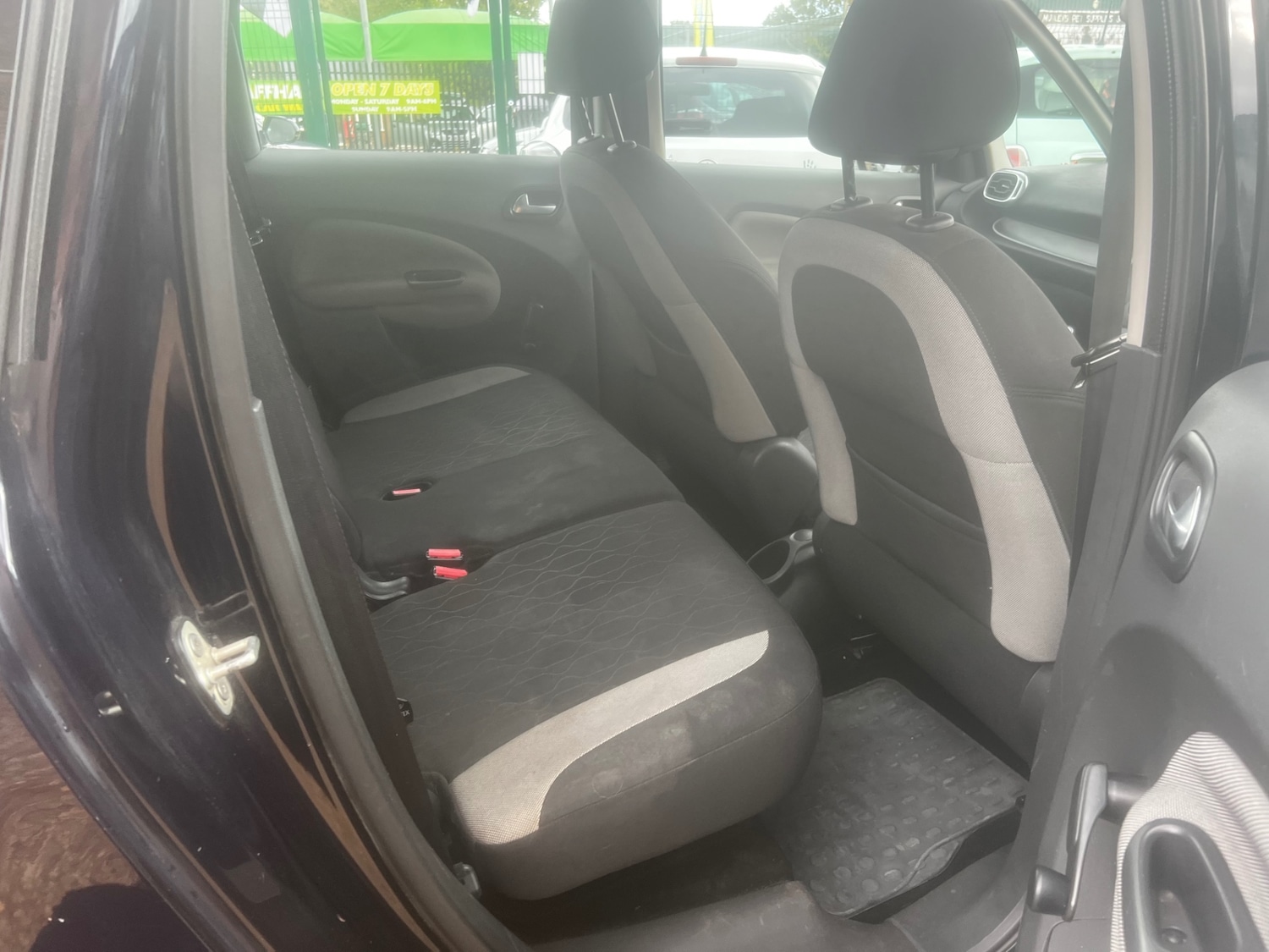 Used Citroen C3 Picasso 2014 for sale - 76407348: Photo 9