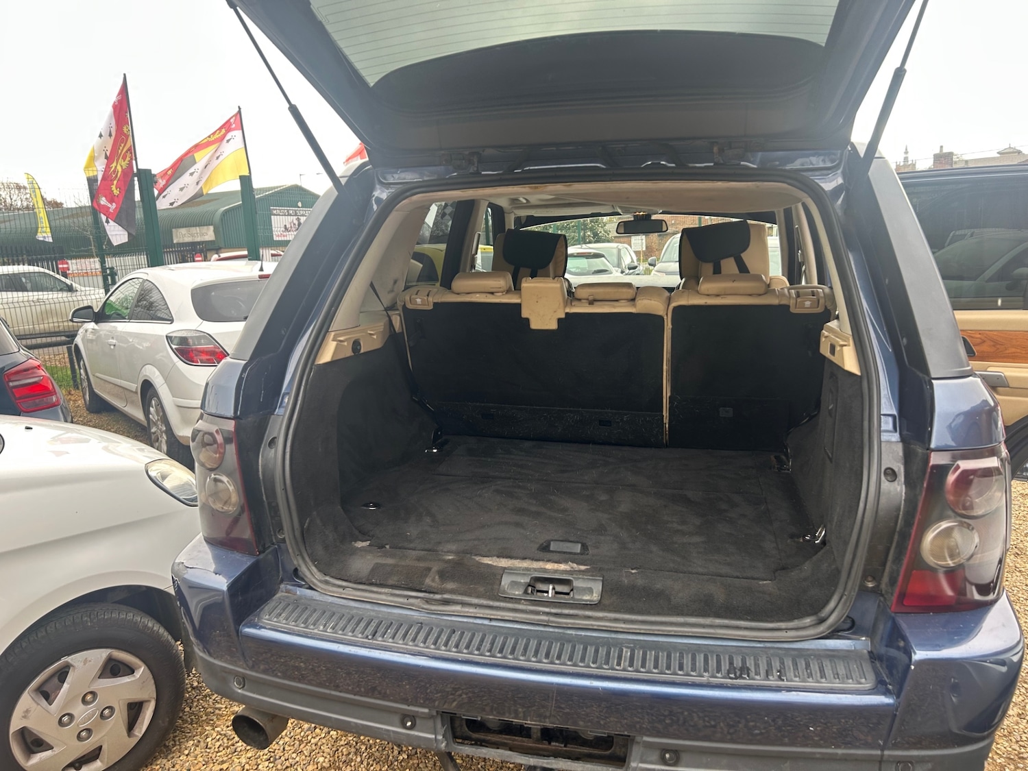 Used Land Rover Range Rover Sport 2008 for sale - 76517909: Photo 8