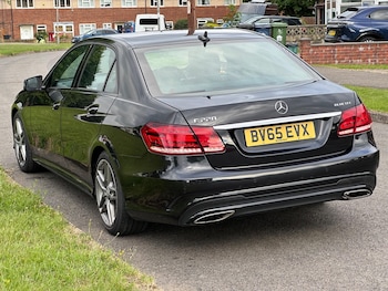 Used Mercedes-Benz E Class 2015 for sale - 79075882: Photo