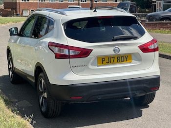 Used Nissan Qashqai 2017 for sale - 79106582: Photo