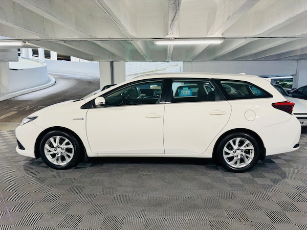 Used Toyota Auris 2016 for sale - 75280638: Photo 2
