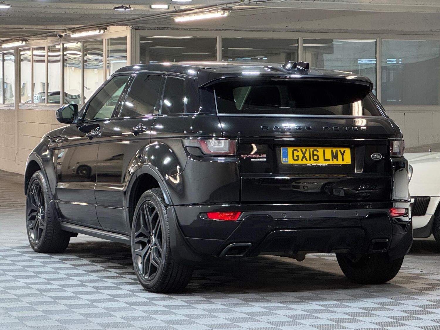 Used Land Rover Range Rover Evoque 2016 for sale - 77957996: Photo 3