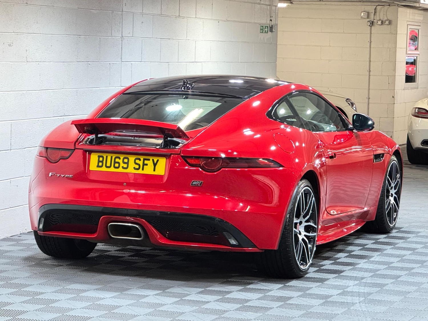 Used Jaguar F-Type 2019 for sale - 77524285: Photo 4