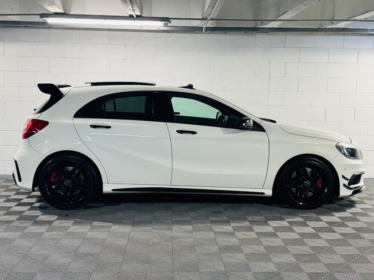 Used Mercedes-Benz A-Class 2013 for sale - 76991148: Photo 5