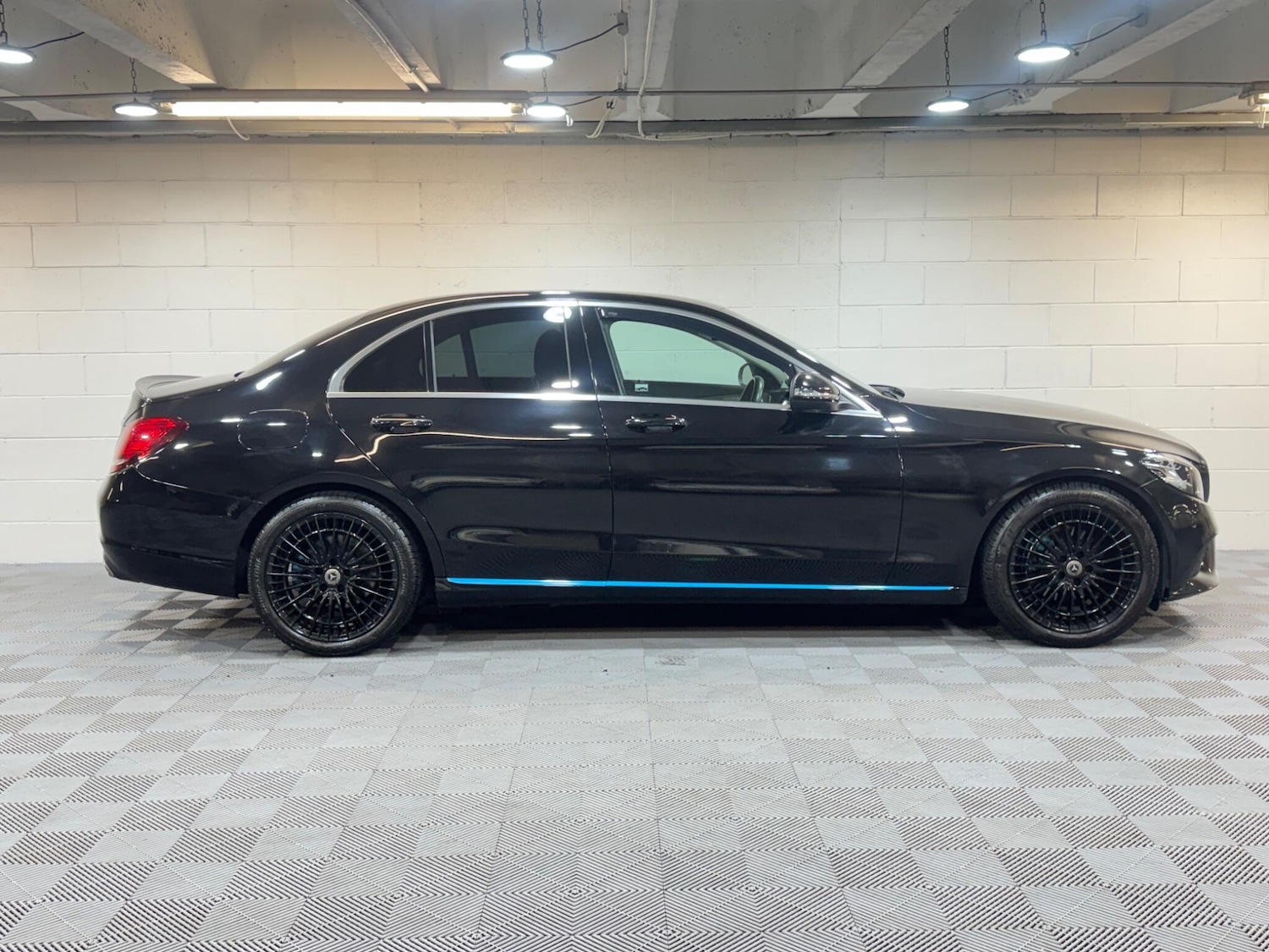 Used Mercedes-Benz E Class for sale - 77768461: Photo 5