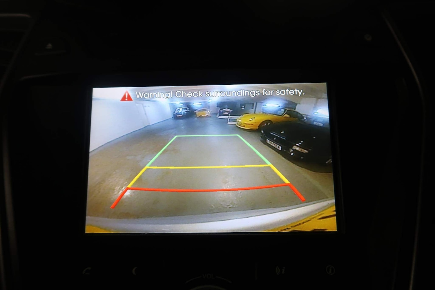 Used Hyundai Santa Fe 2014 for sale - 76989734: Photo 15