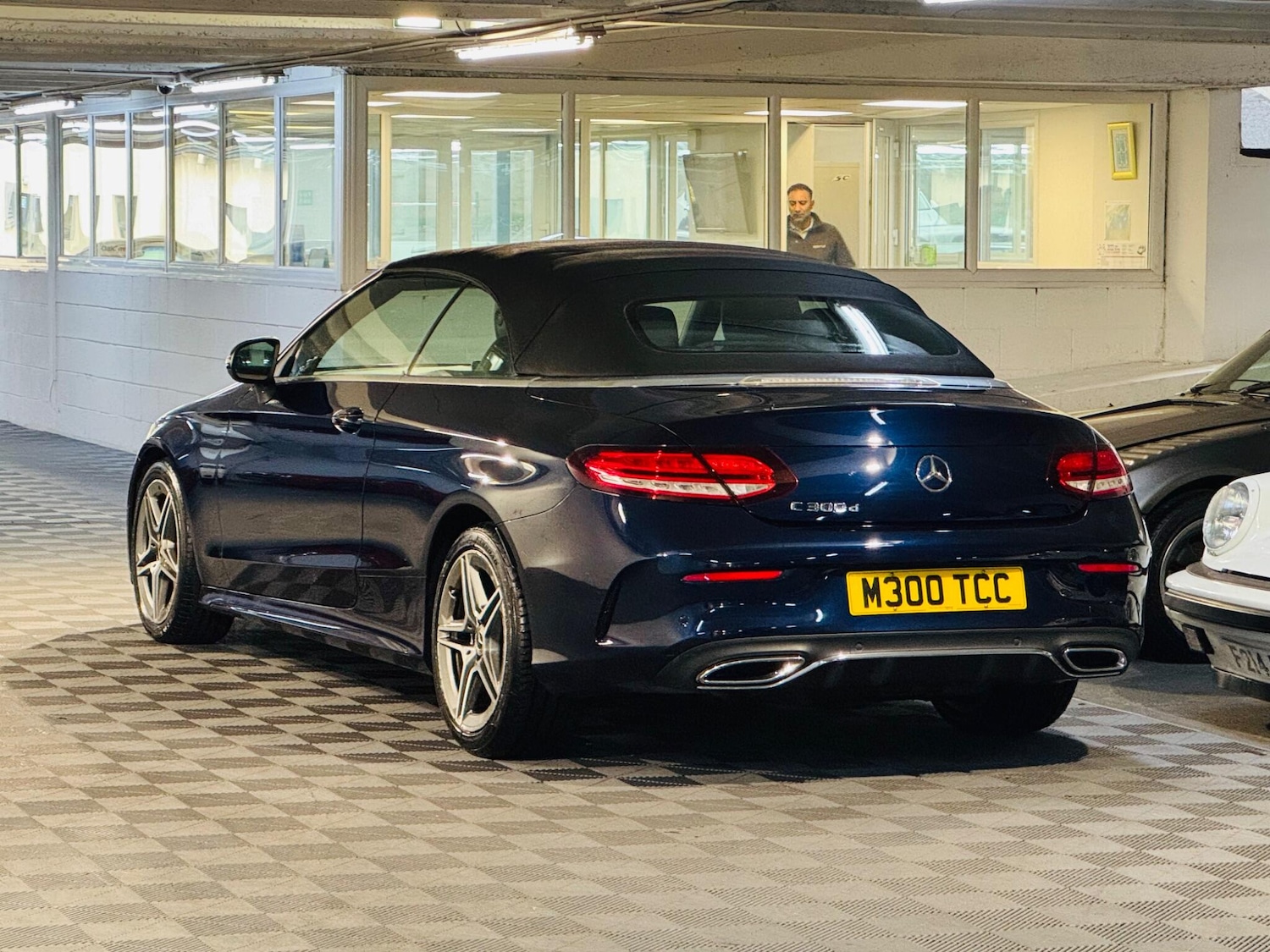 Used Mercedes-Benz C Class for sale - 76992462: Photo 4