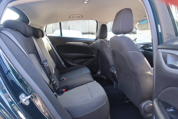 Used Vauxhall Insignia 2017 for sale - 73916695: Photo 9