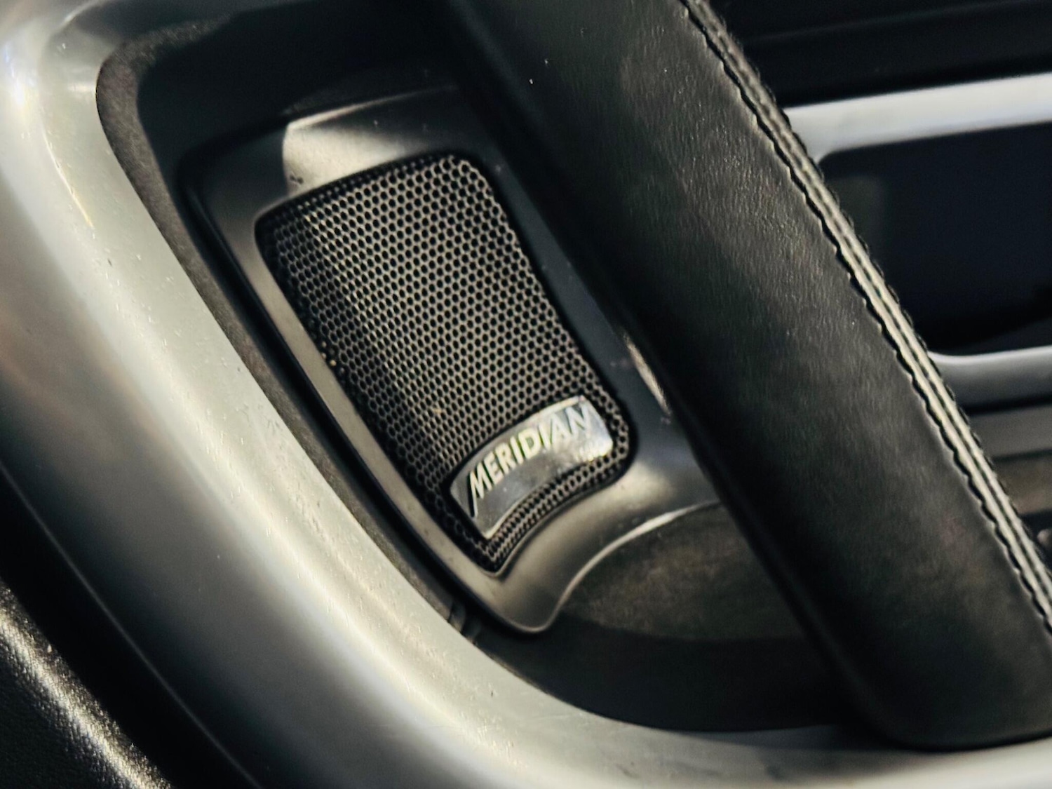 Used Land Rover Discovery Sport for sale - 76995281: Photo 13