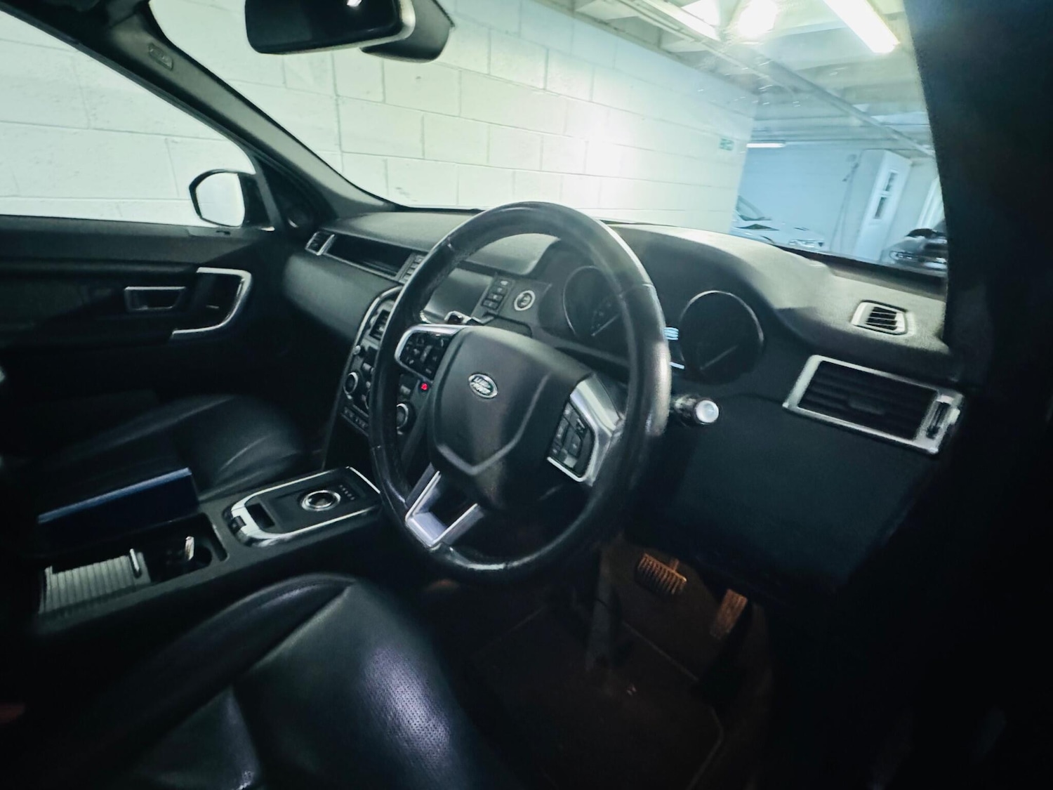 Used Land Rover Discovery Sport for sale - 76995281: Photo 14