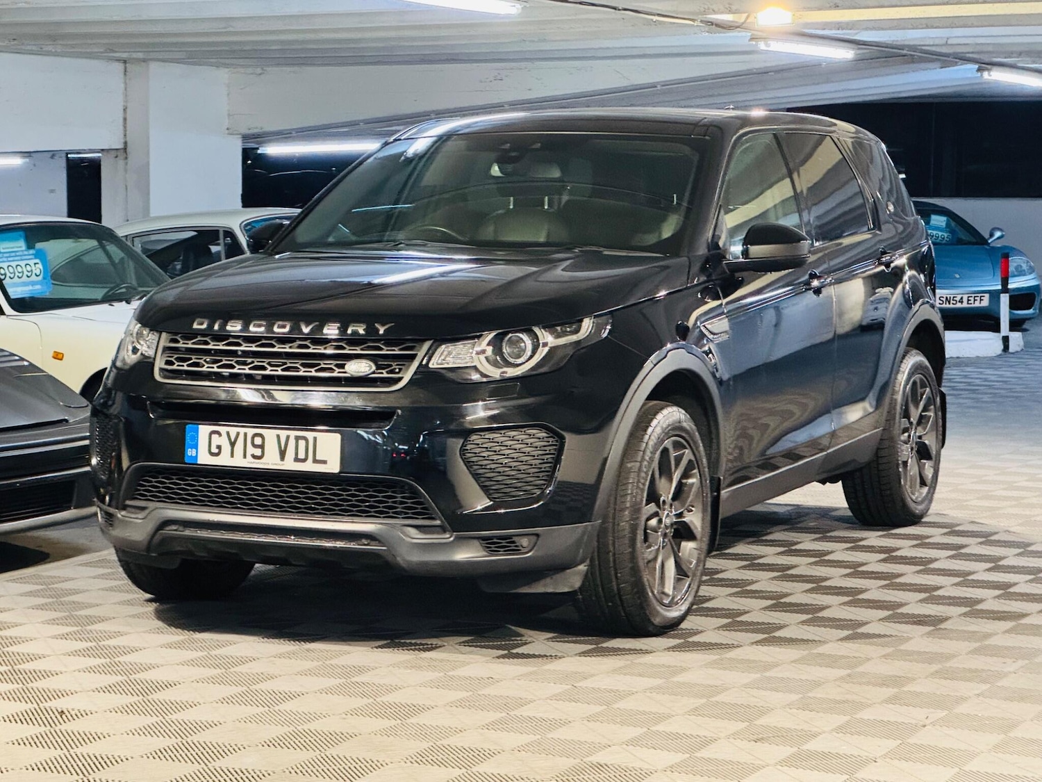 Used Land Rover Discovery Sport for sale - 76995281: Photo 6