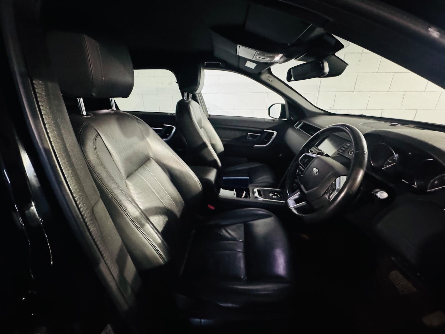 Used Land Rover Discovery Sport for sale - 76995281: Photo 7