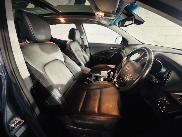 Used Hyundai Santa Fe 2017 for sale - 75707854: Photo 7