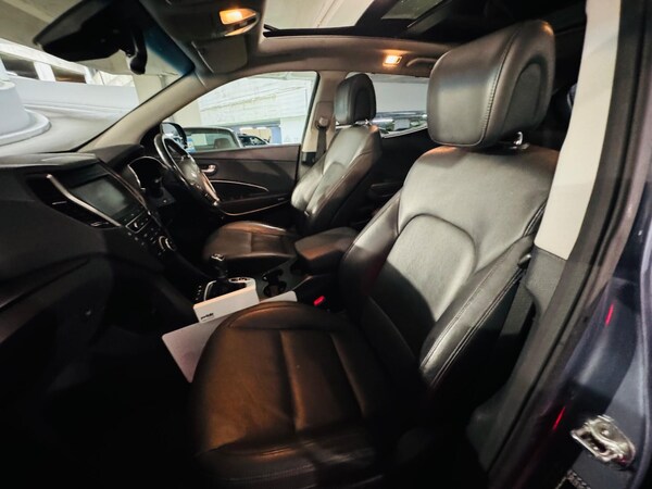 Used Hyundai Santa Fe 2017 for sale - 75707854: Photo 9