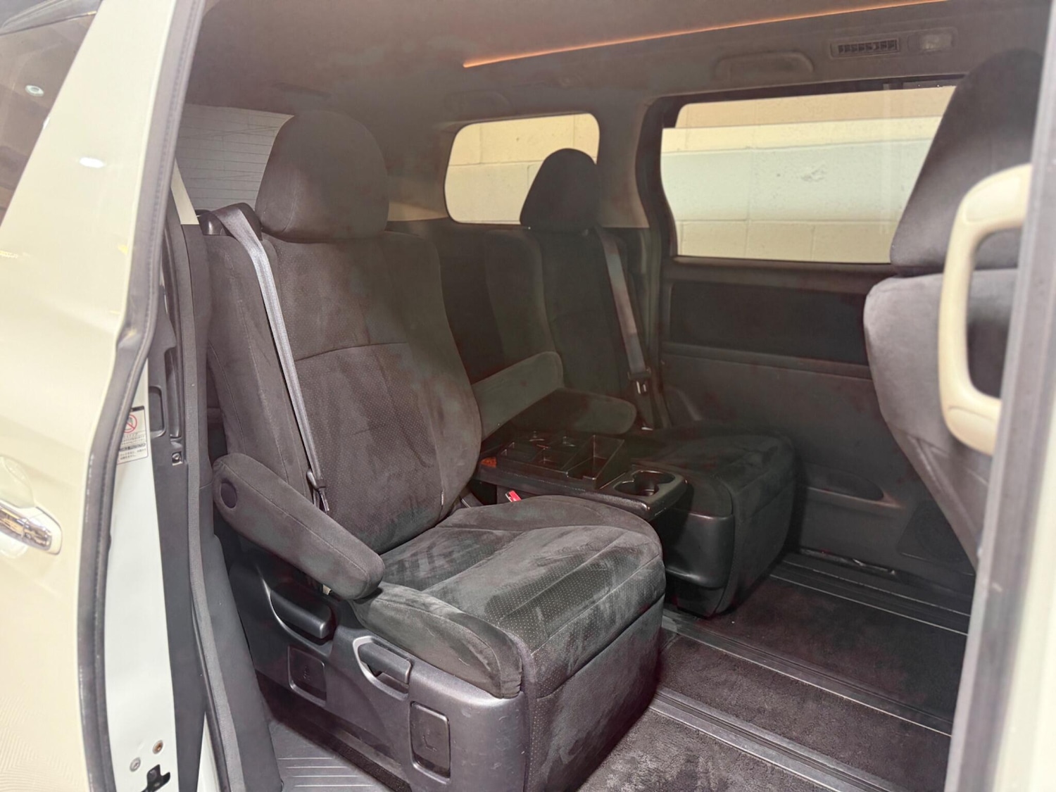 Used Toyota Vellfire for sale - 77351882: Photo 11