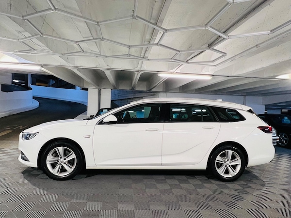 Used Vauxhall Insignia 2018 for sale - 73599933: Photo 2