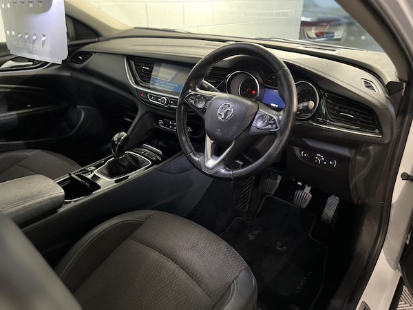 Used Vauxhall Insignia 2018 for sale - 73599933: Photo 8