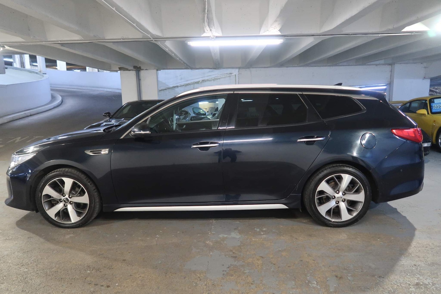 Used Kia Optima 2018 for sale - 76990823: Photo 2