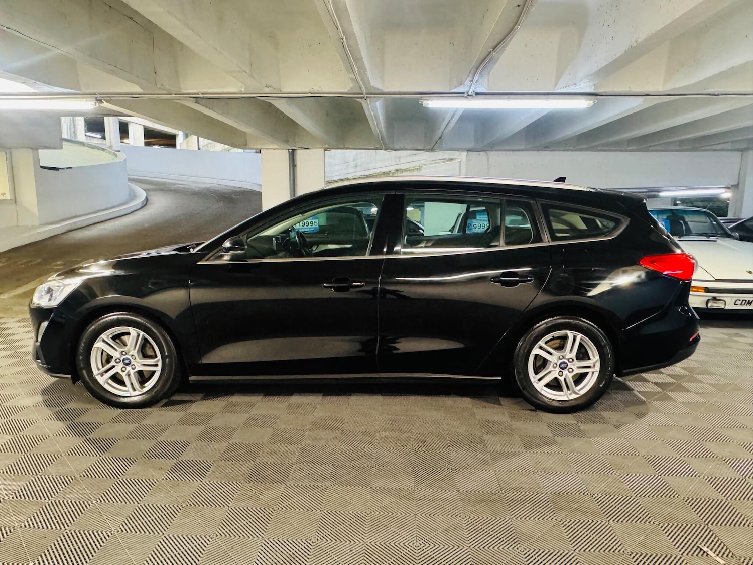 Used Ford Focus 2019 for sale - 76072619: Photo 2