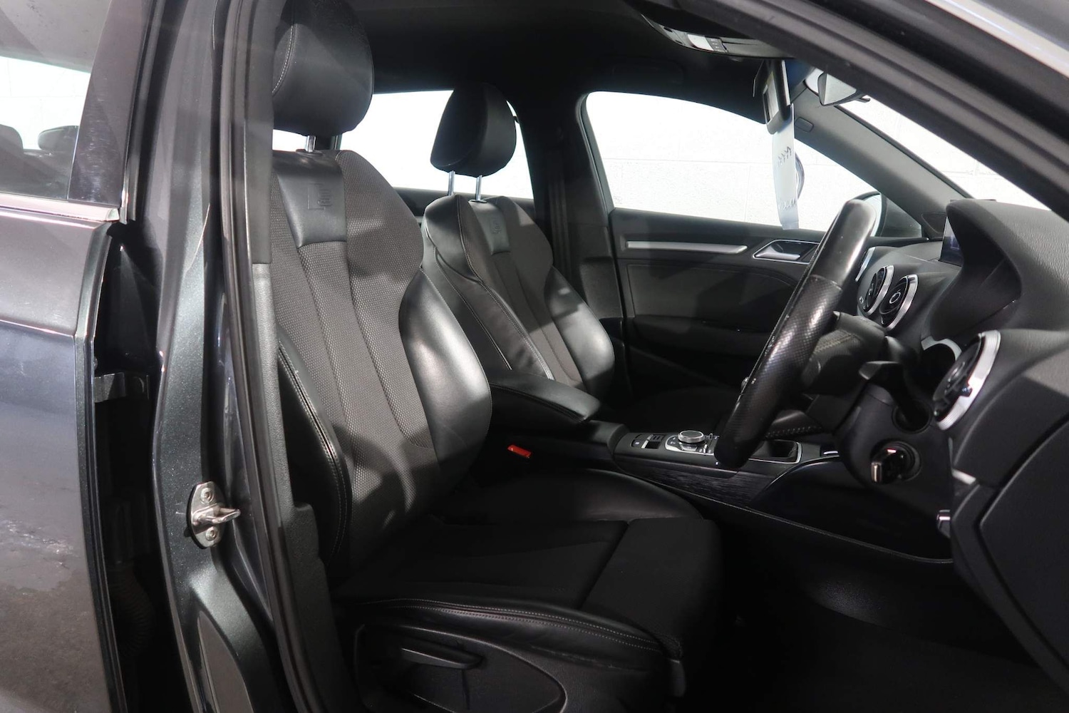 Used Audi A3 2016 for sale - 76988203: Photo 7