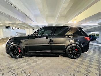 Used Land Rover Range Rover Sport 2018 for sale - 76742567: Photo