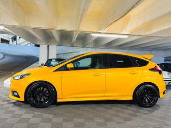 Used Ford Focus 2016 for sale - 76988025: Photo
