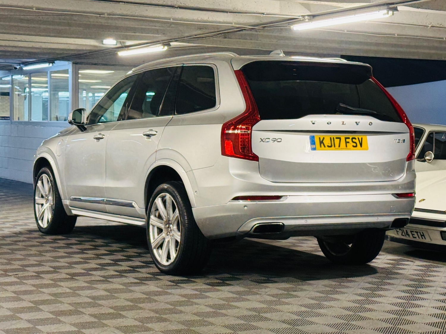 Used Volvo XC90 2017 for sale - 77191492: Photo 3