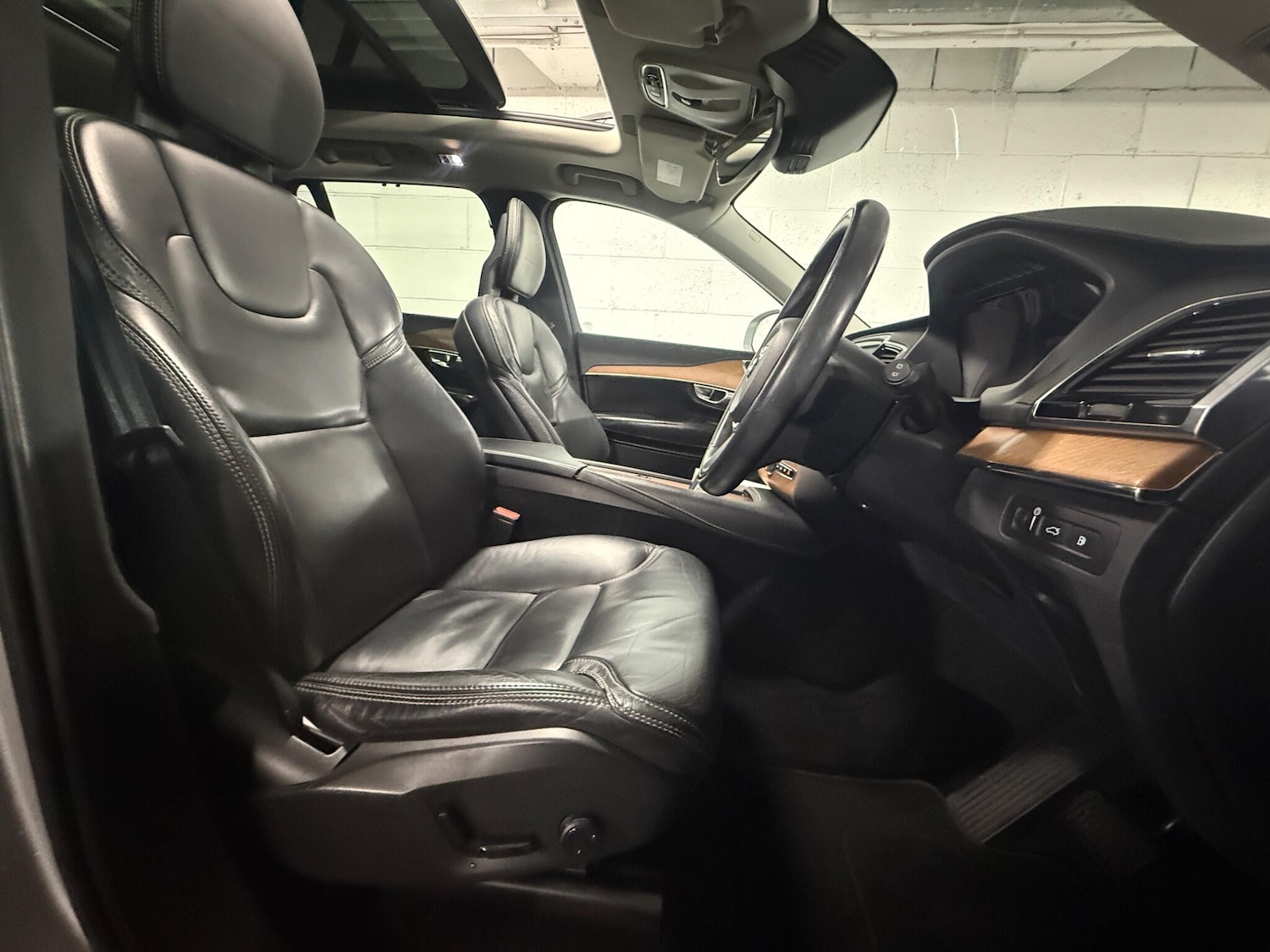 Used Volvo XC90 2017 for sale - 77191492: Photo 7