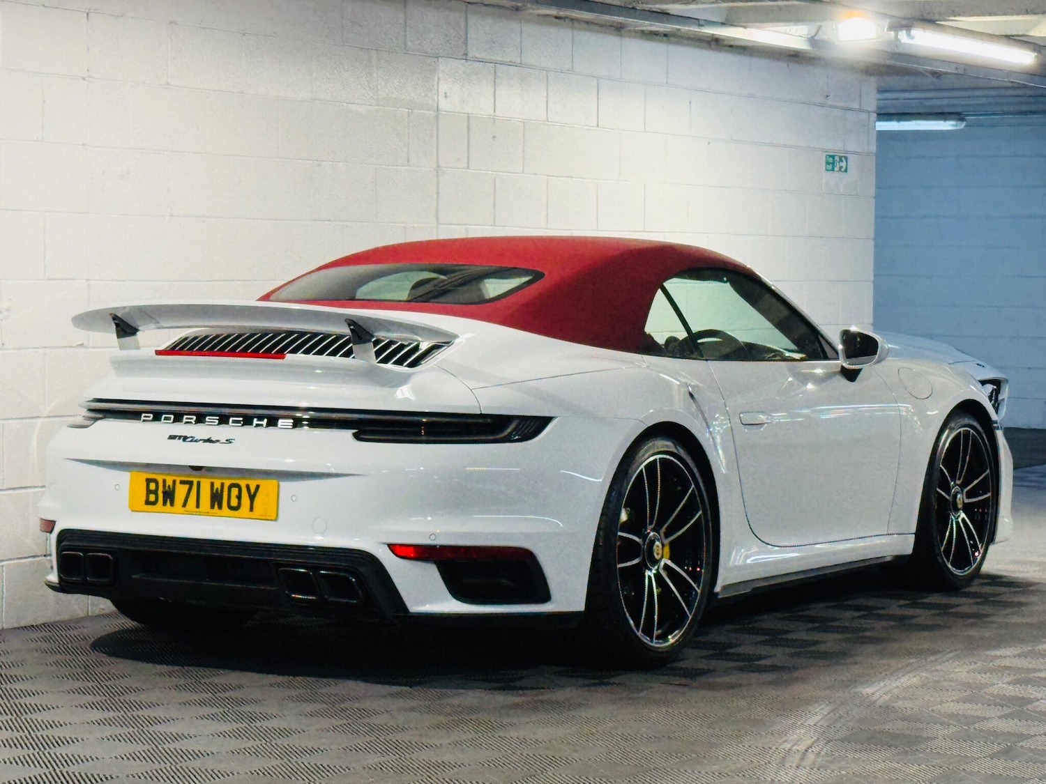 Used Porsche 911 2021 for sale - 76990939: Photo 26