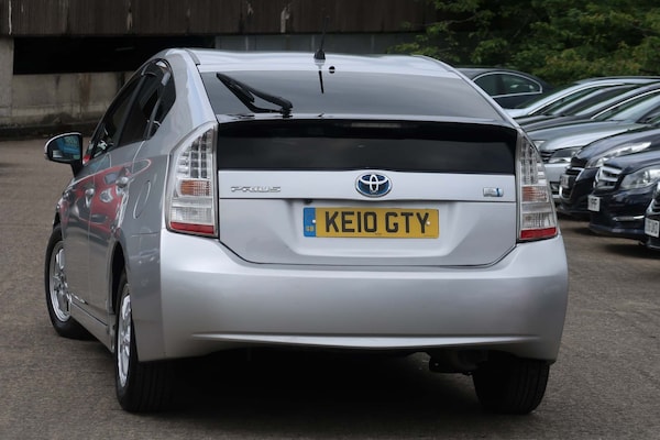 Used Toyota Prius 2016 for sale - 74700947: Photo 3