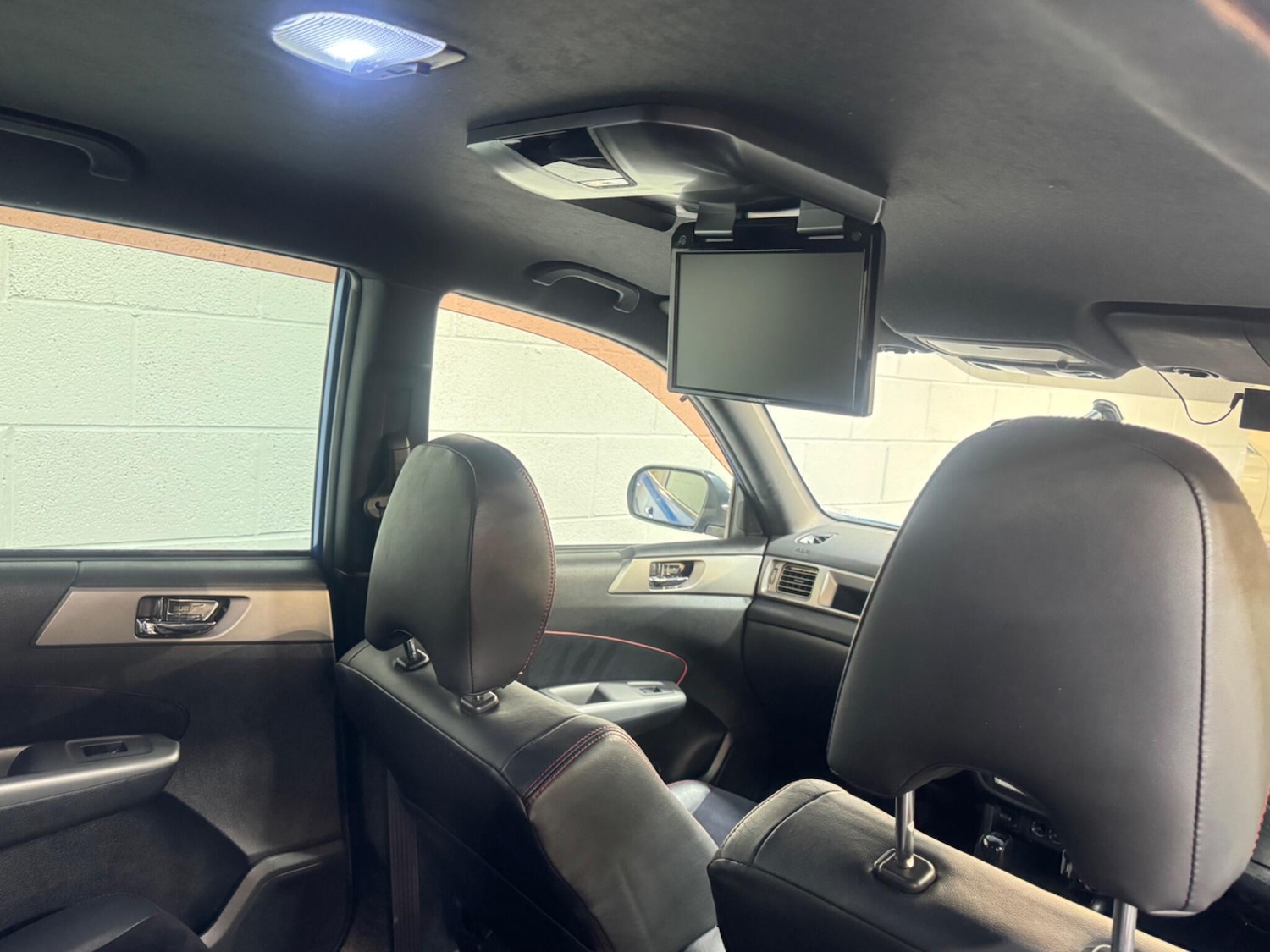 Used Subaru Exiga for sale - 77351996: Photo 10