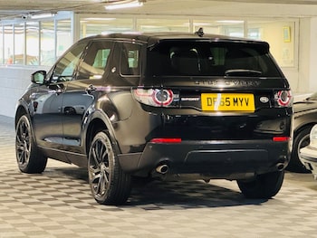 Used Land Rover Discovery Sport 2015 for sale - 75577133: Photo