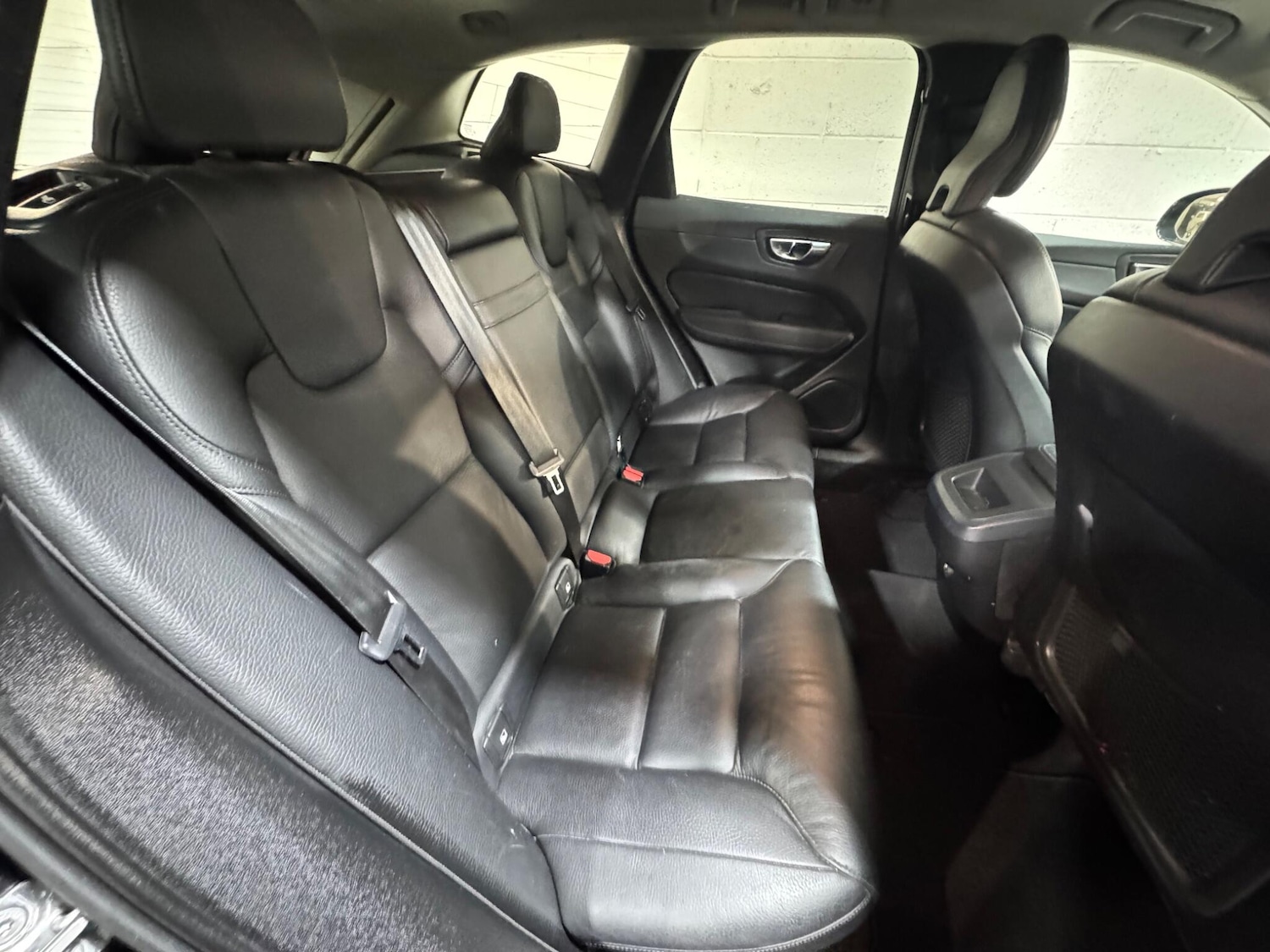 Used Volvo XC60 2018 for sale - 77611539: Photo 12