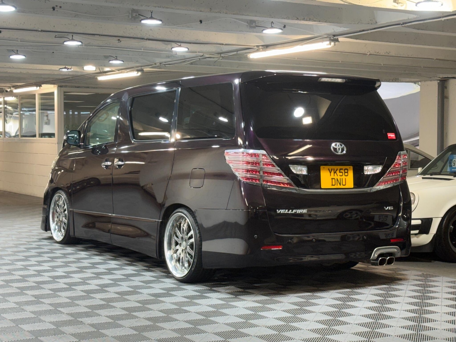 Used Toyota Vellfire for sale - 77351720: Photo 3