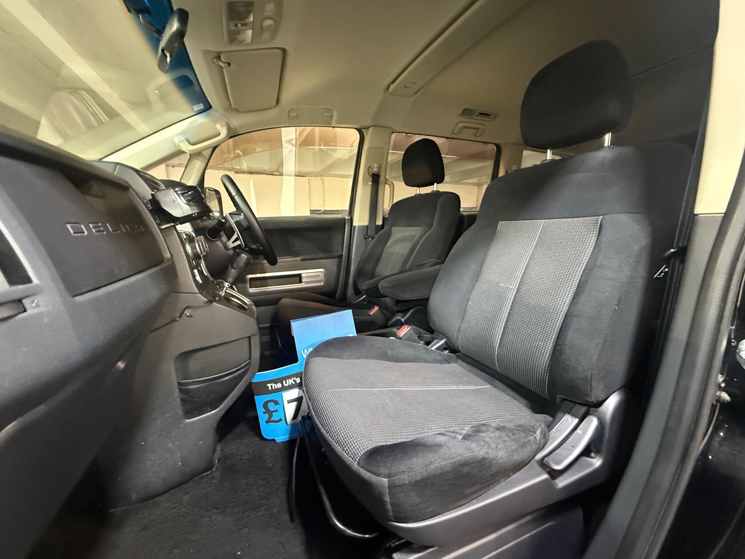 Used Mitsubishi Delica for sale - 77344776: Photo 10