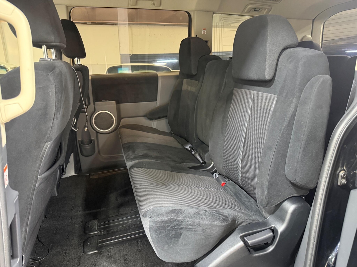 Used Mitsubishi Delica for sale - 77344776: Photo 14