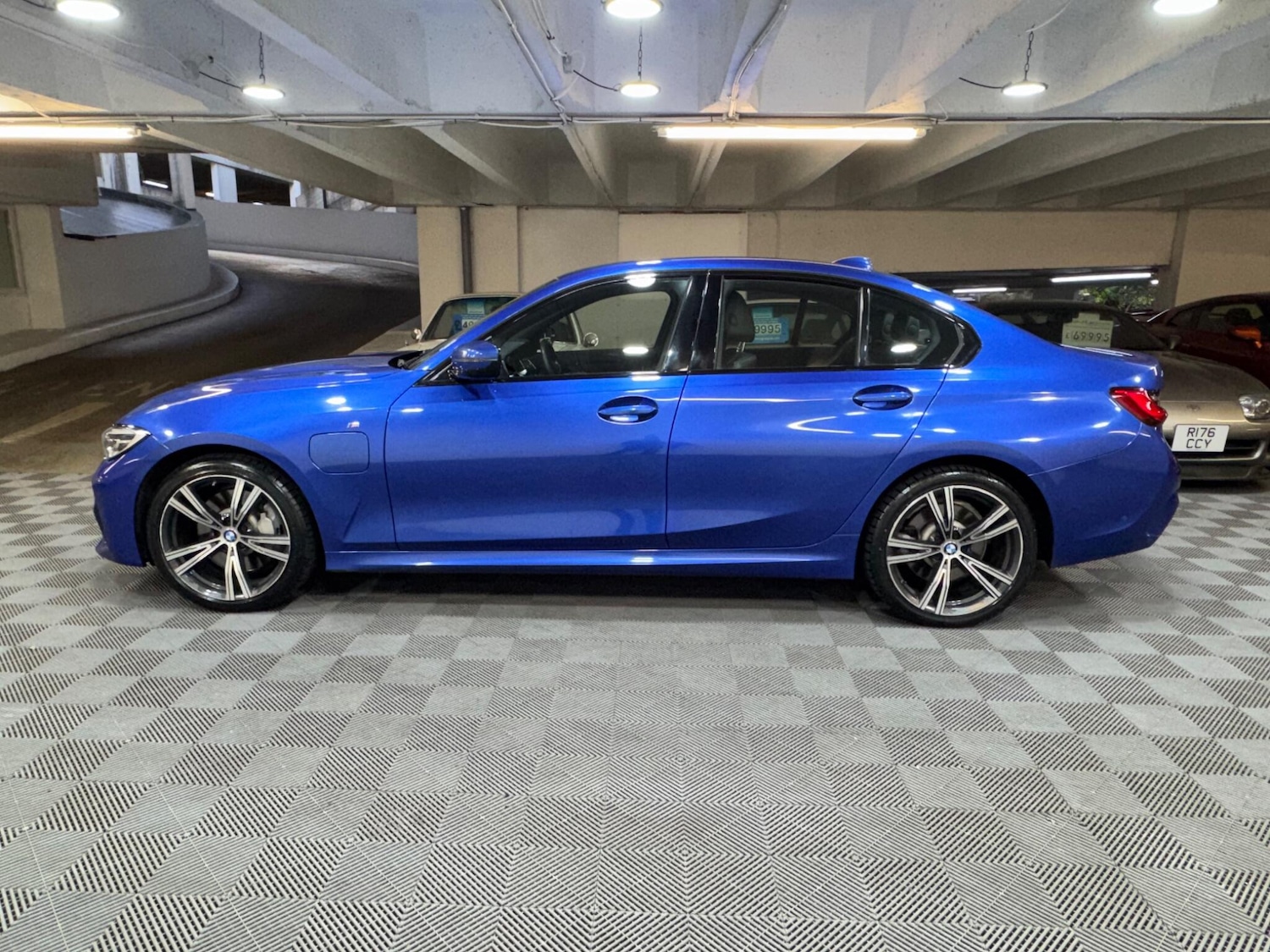 Used BMW 3 Series 2019 for sale - 78185341: Photo 2
