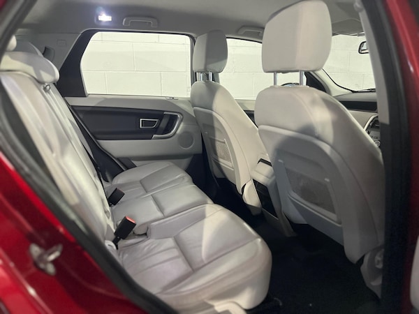 Used Land Rover Discovery Sport 2015 for sale - 74811429: Photo 11