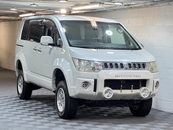 Used Mitsubishi Delica 2007 for sale - 77344857: Photo