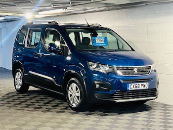 Used Peugeot Rifter 2018 for sale - 79050229: Photo