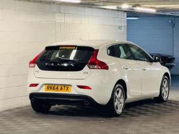 Used Volvo V40 2014 for sale - 74632624: Photo