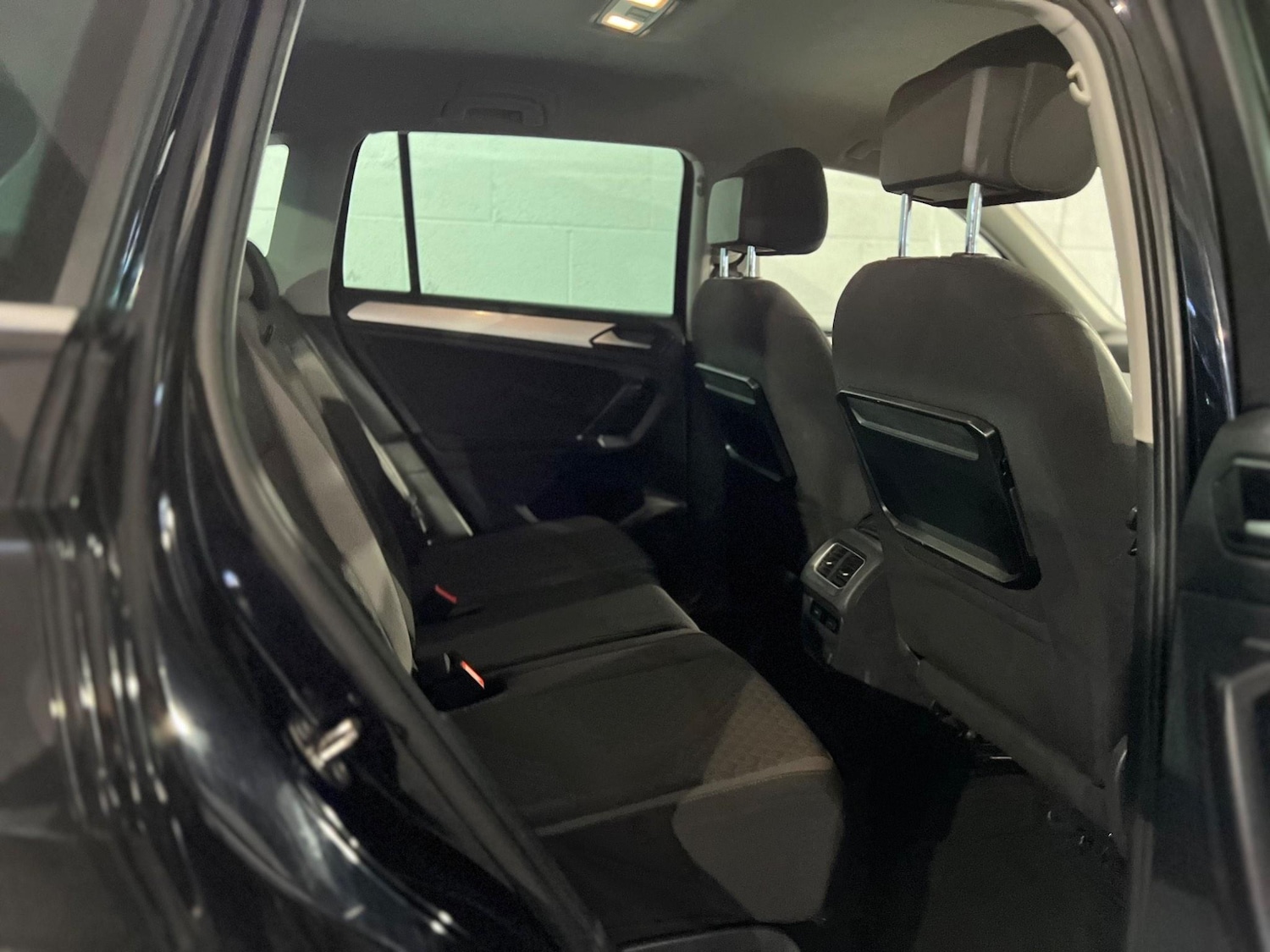 Used Volkswagen Tiguan 2016 for sale - 76990965: Photo 11