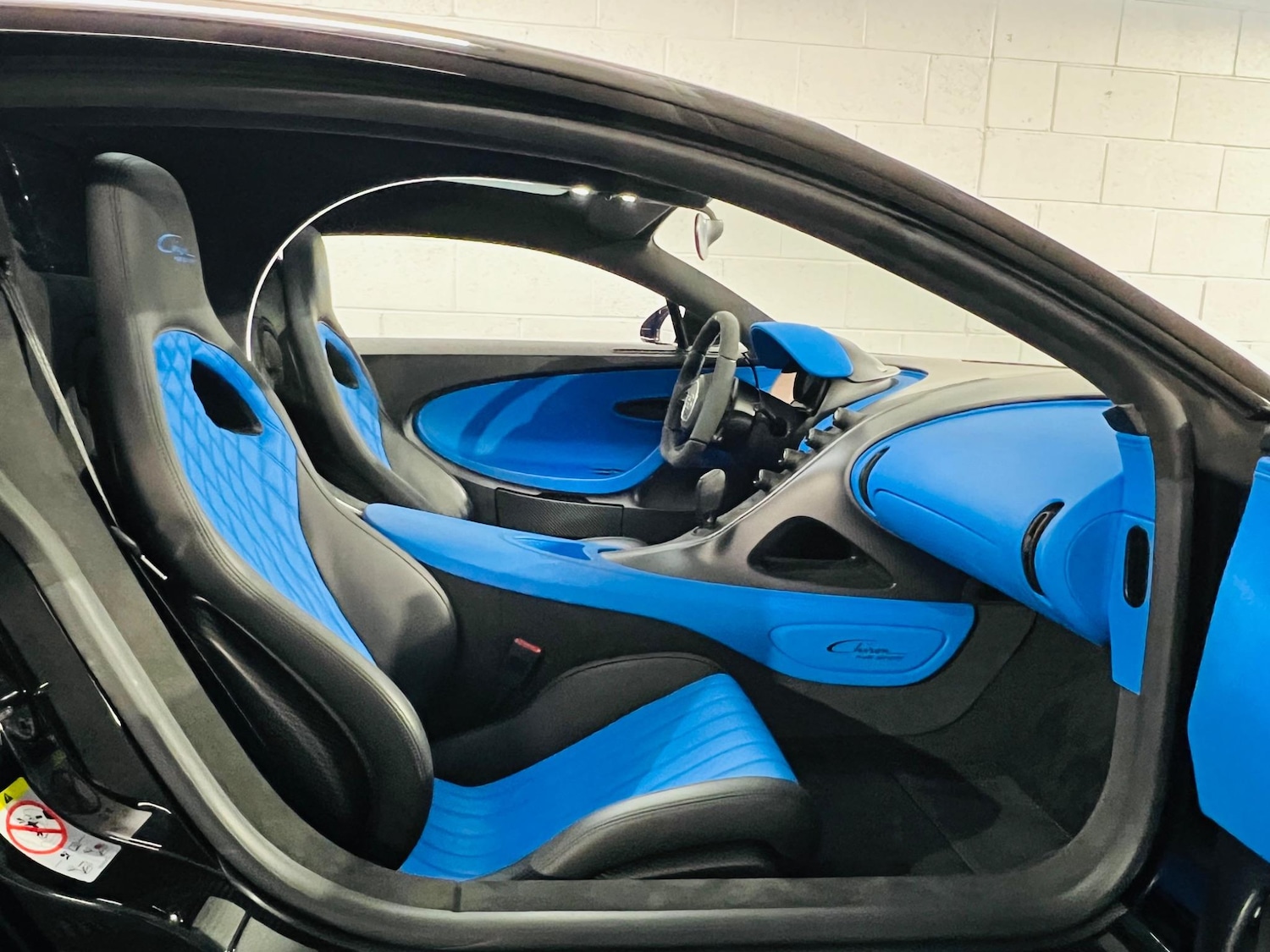 Used Bugatti Chiron for sale - 76476417: Photo 10