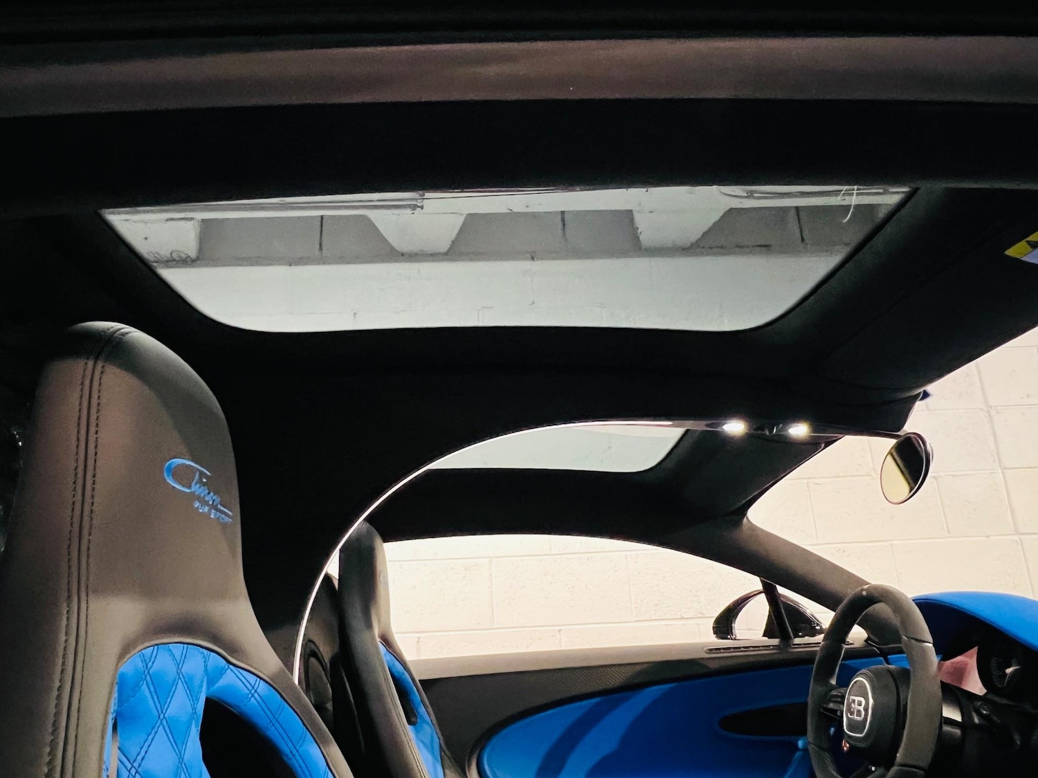 Used Bugatti Chiron for sale - 76476417: Photo 12