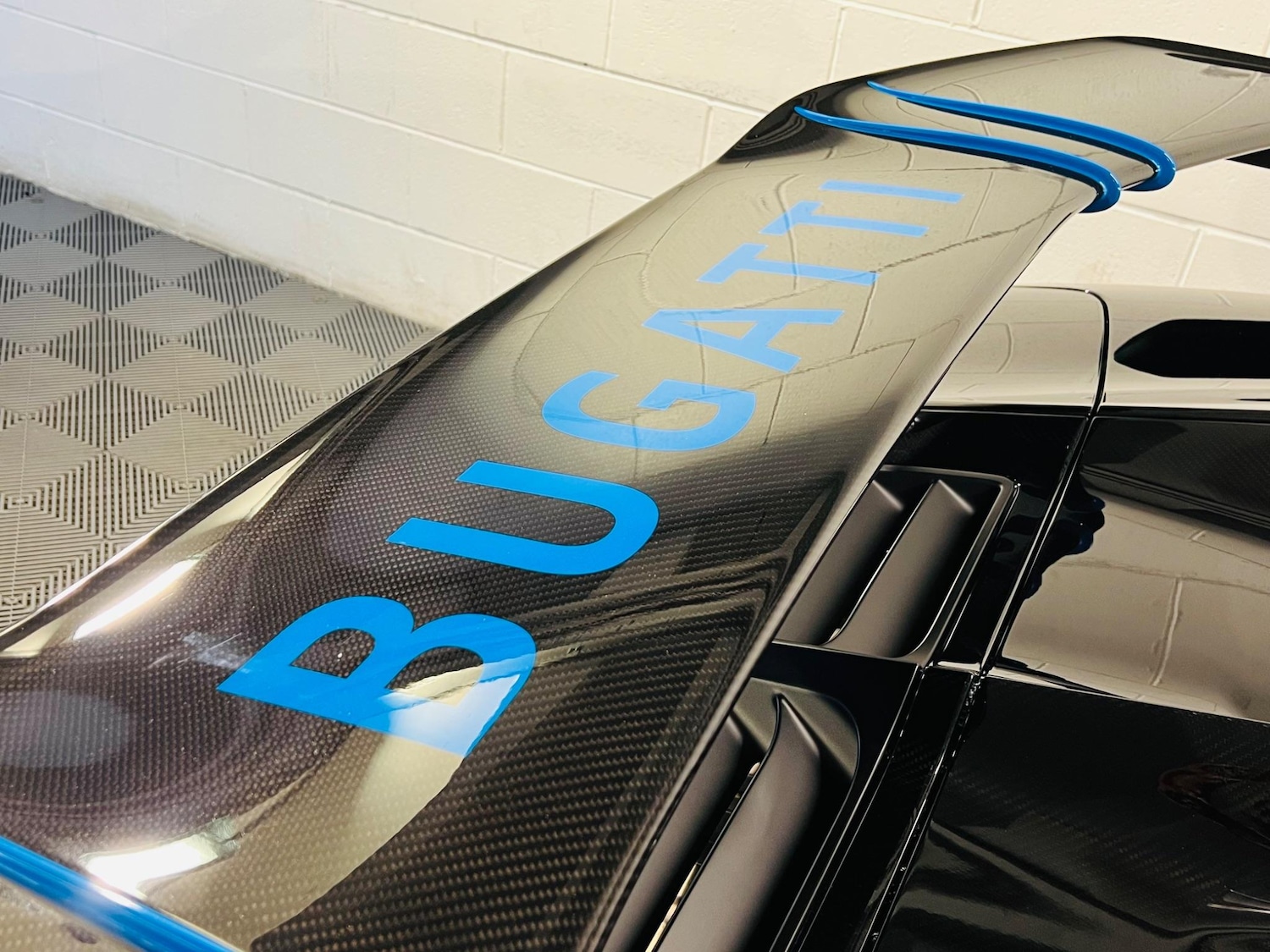 Used Bugatti Chiron for sale - 76476417: Photo 21