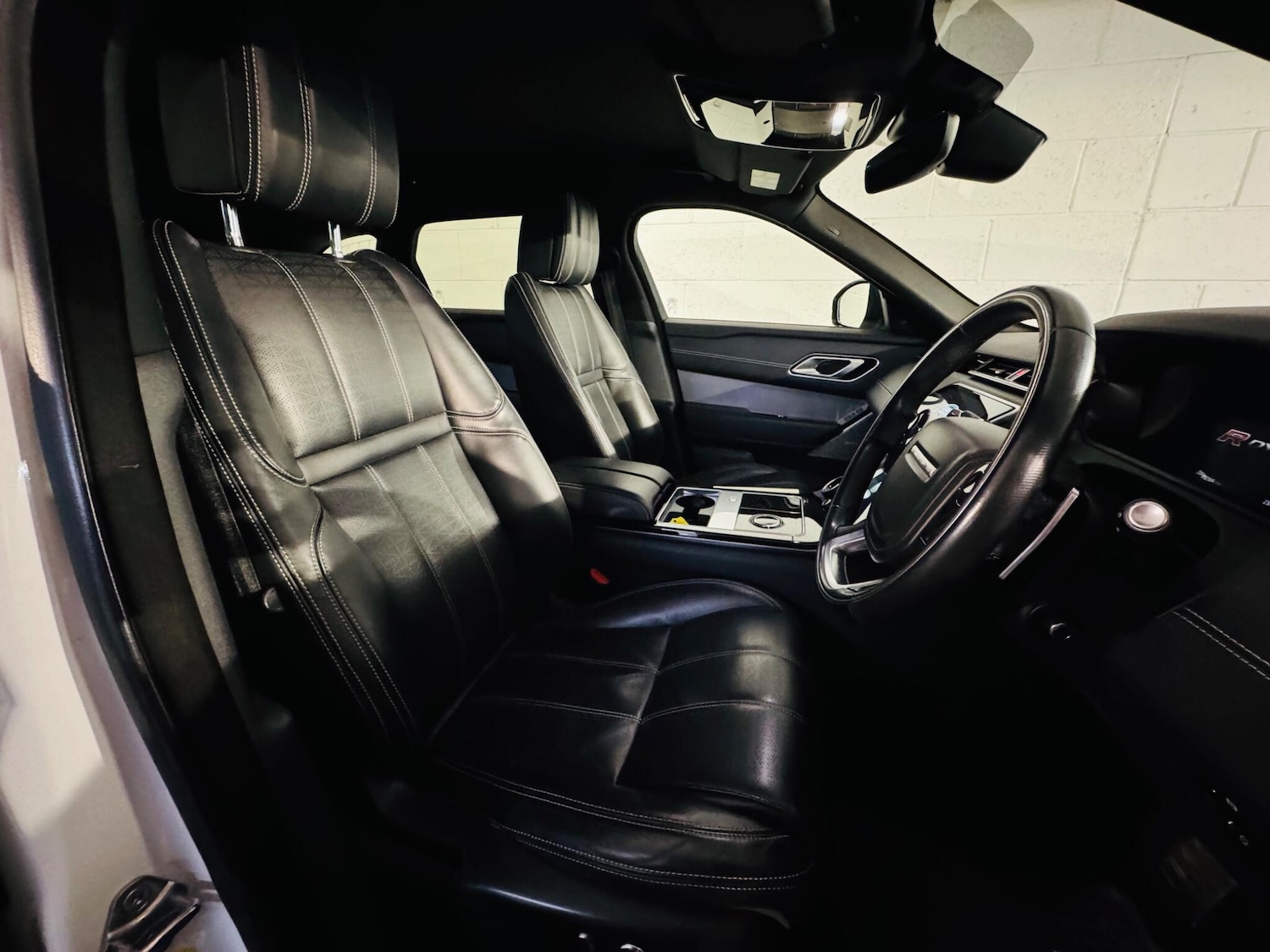 Used Land Rover Range Rover Velar 2019 for sale - 76360737: Photo 6