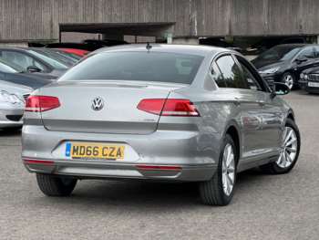 Used Volkswagen Passat 2016 for sale - 74336840: Photo