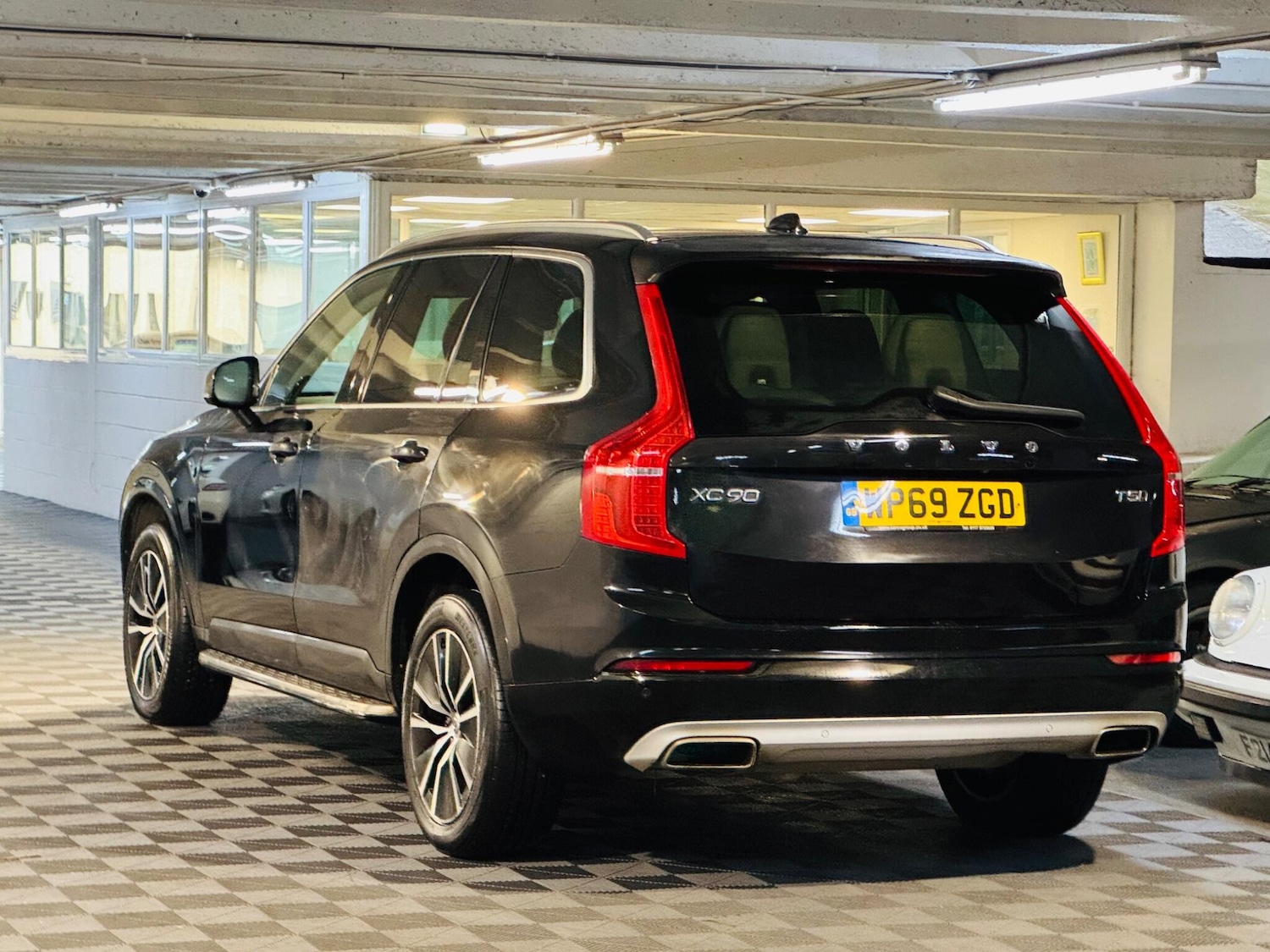 Used Volvo XC90 2019 for sale - 76701478: Photo 3