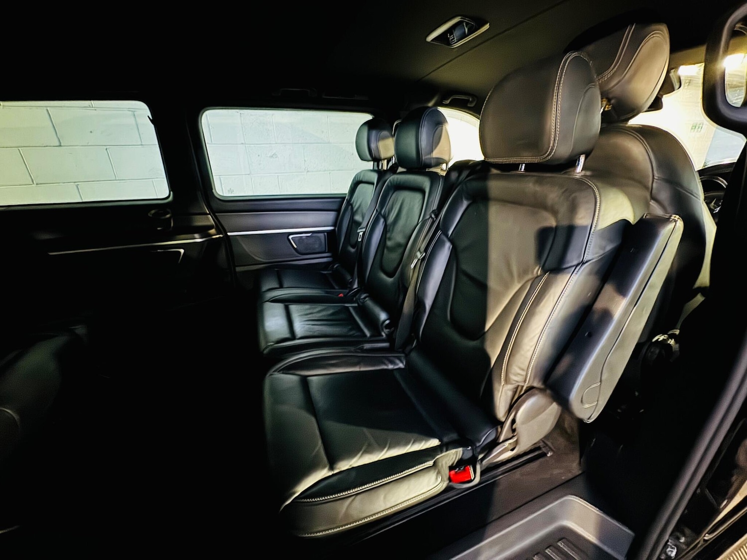 Used Mercedes-Benz V-Class 2018 for sale - 76913242: Photo 12